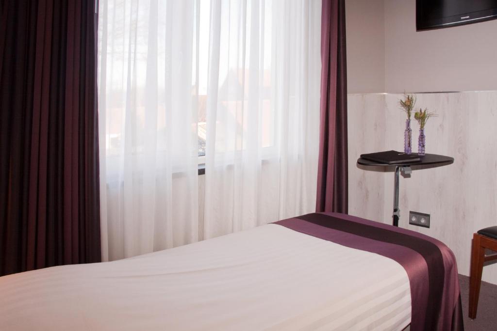 Hotel Brabant Хилваренбек Номер фото