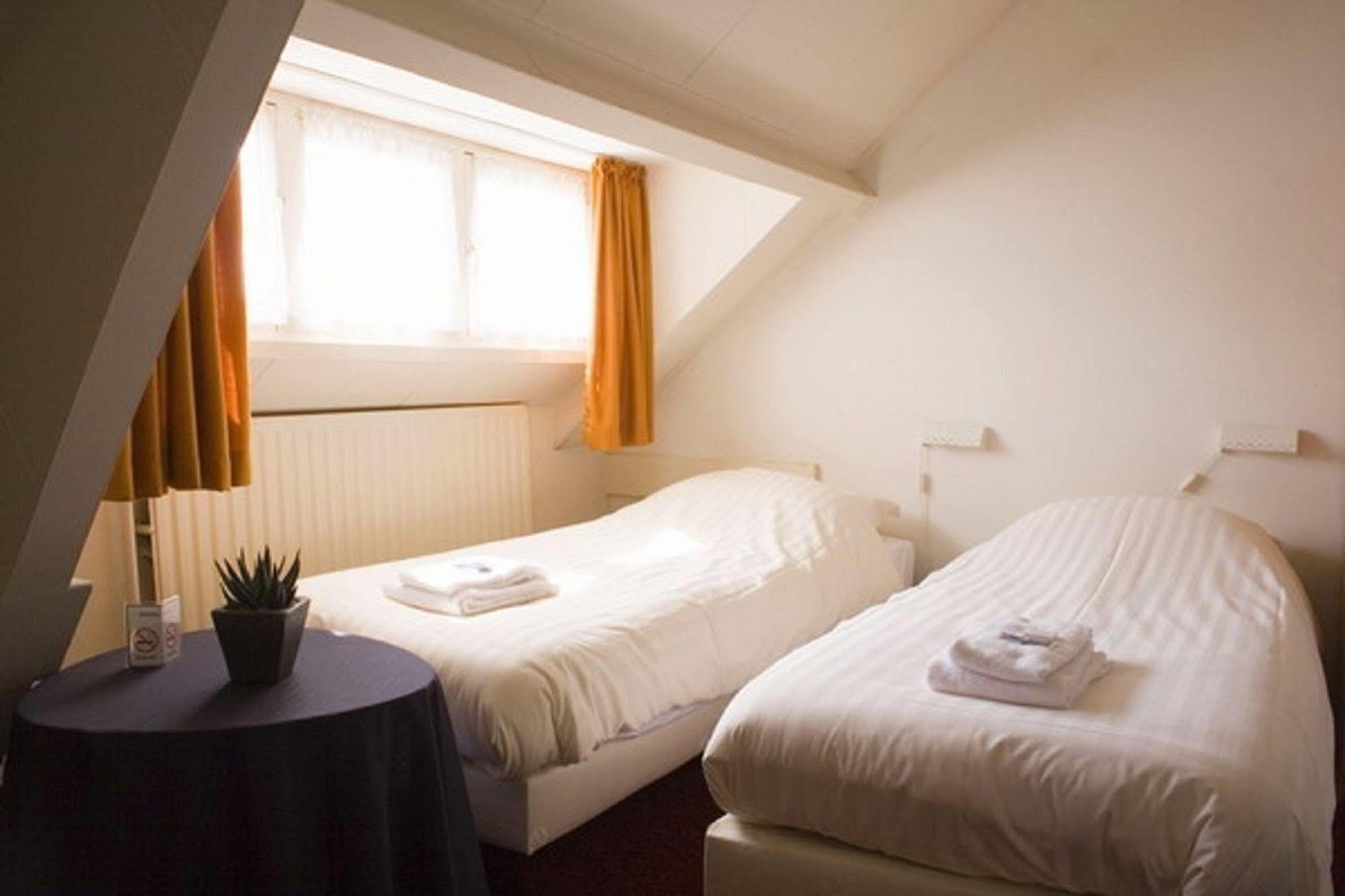 Hotel Brabant Хилваренбек Экстерьер фото